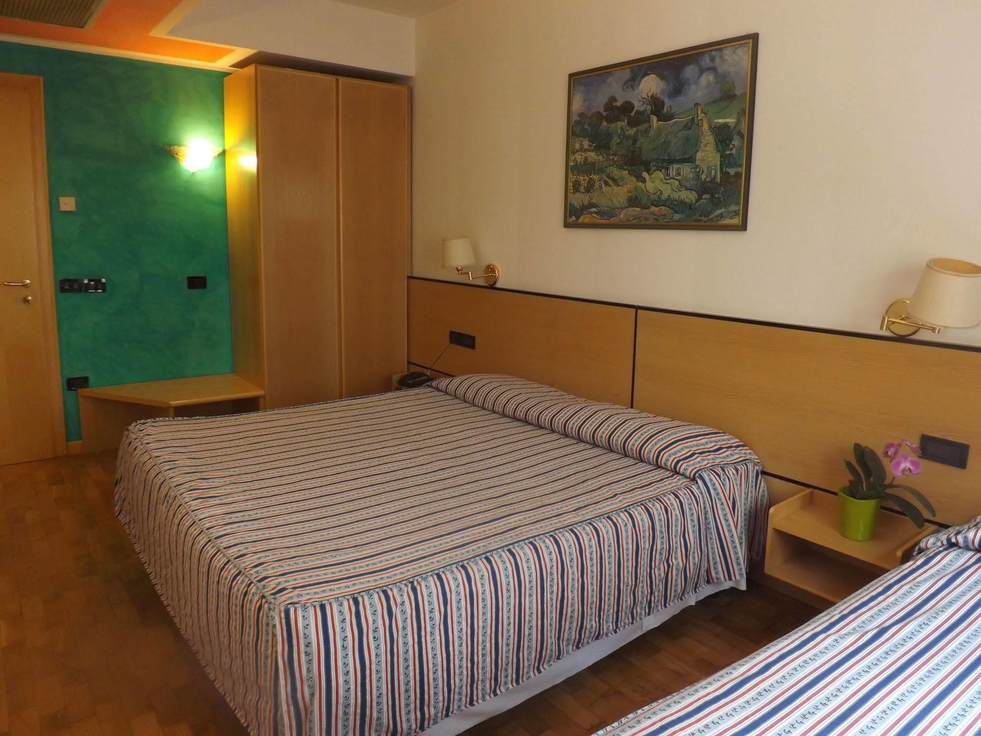 Hotel Damodoro Pordenone Eksteriør billede