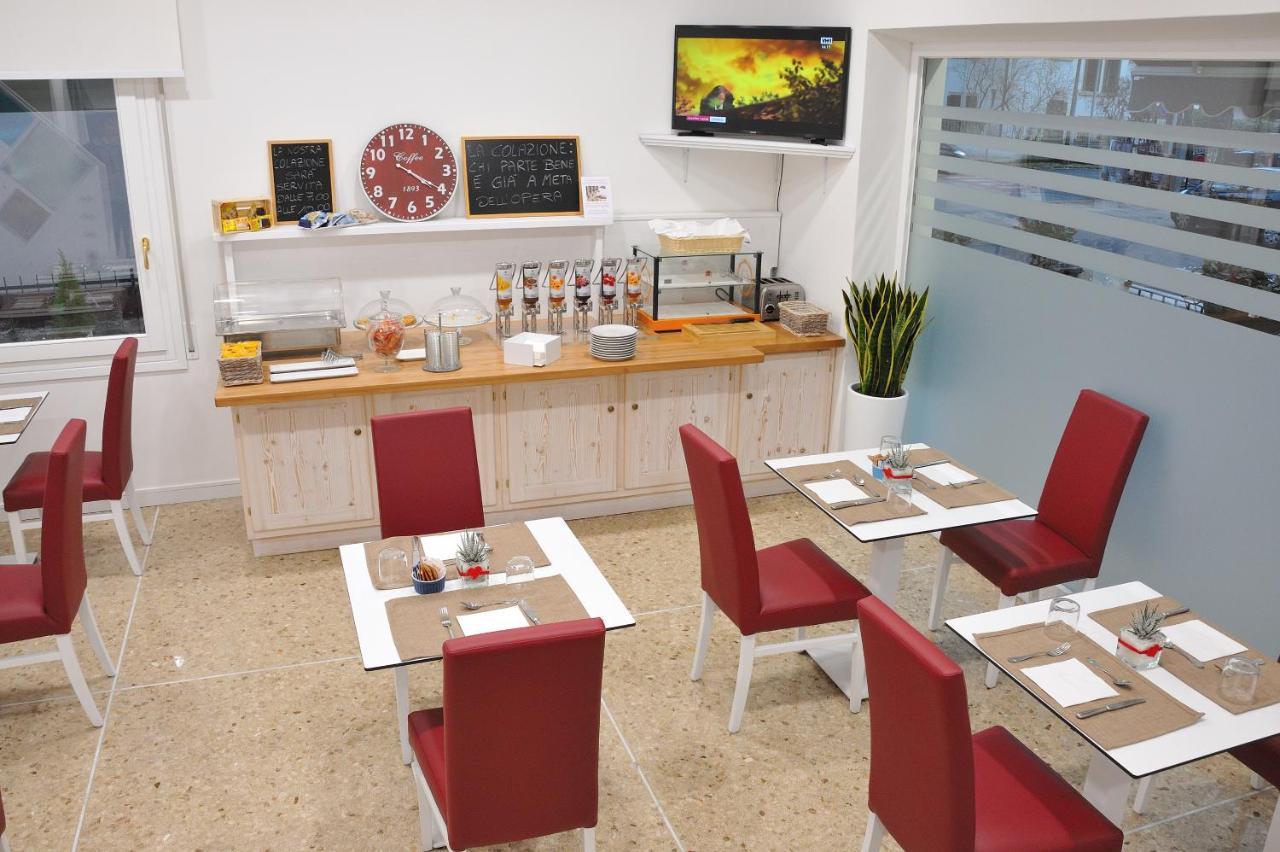 Hotel Damodoro Pordenone Eksteriør billede